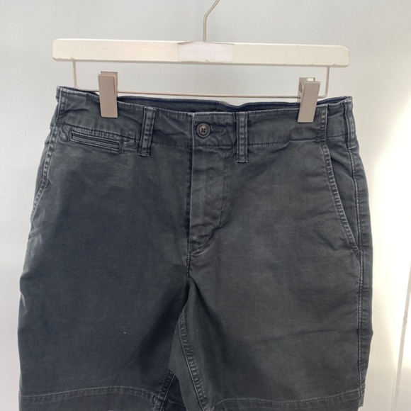 American Eagle Next Level Flex Gray Short Size 28 or 6 - Picture 6 of 7